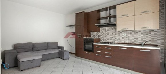 2 bedrooms Apartment in Mairano, Italy No. 335561 2