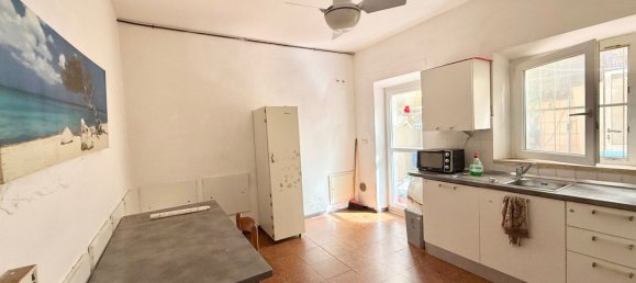 5 rooms House in Viareggio, Italy No. 284003 7