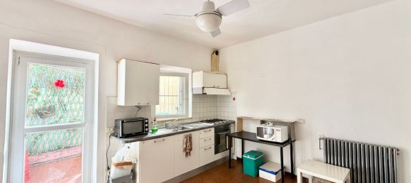 5 rooms House in Viareggio, Italy No. 284003 8