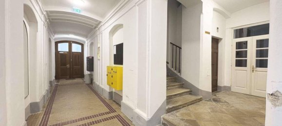 Studio in Josefstadt, Austria, Nr. 241907 3