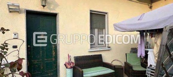 2 chambres Appartement à Cardano al Campo, Italy No. 261089 3