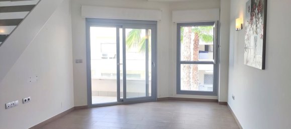 2 Schlafzimmer Wohnung in Torrevieja, Spain, Nr. 54473 8