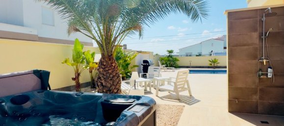 4 bedrooms Villa in Torrevieja, Spain No. 170289 34