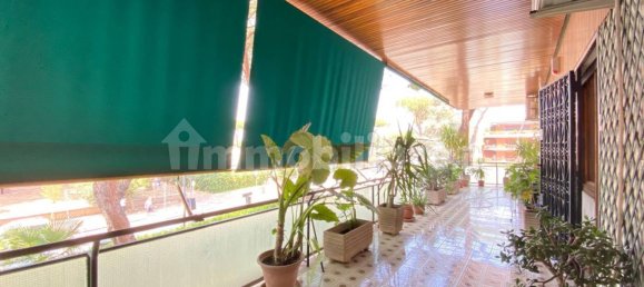 4 bedrooms Apartment in Rome, Italy No. 313415 5