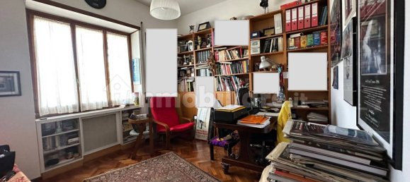 4 bedrooms Apartment in Rome, Italy No. 313415 24