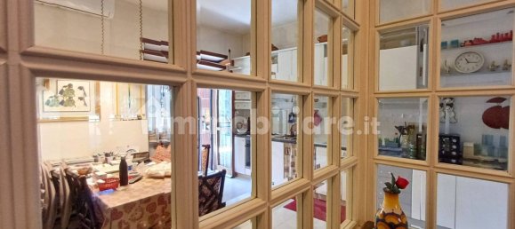 4 bedrooms Apartment in Rome, Italy No. 313415 18
