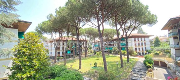 4 bedrooms Apartment in Rome, Italy No. 313415 9