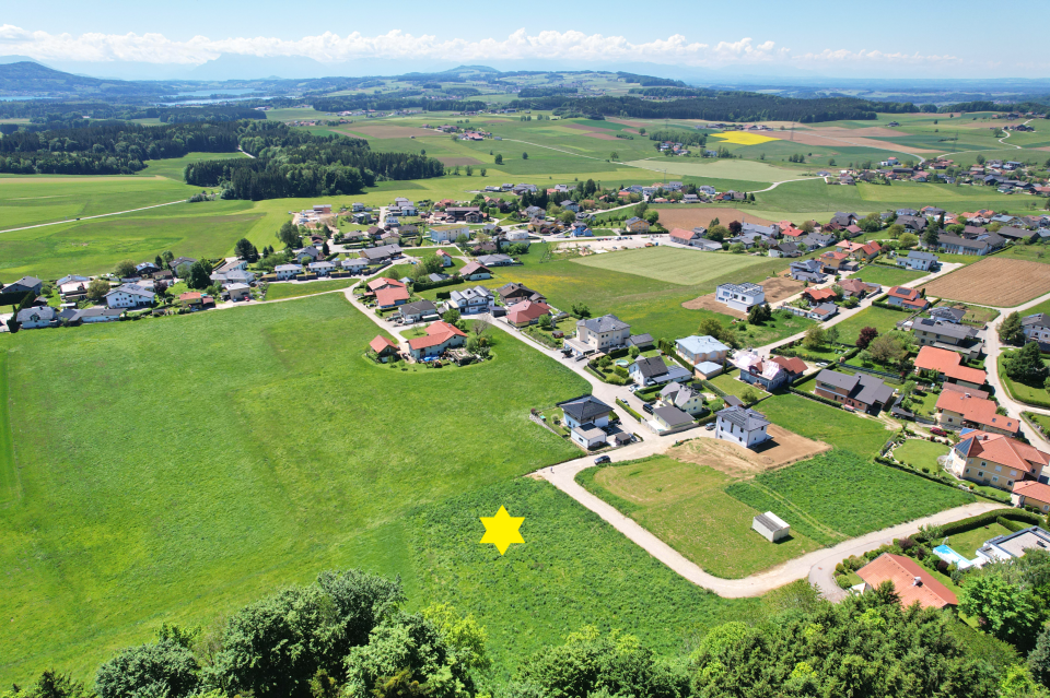  قطعة أرض في Kirchberg bei Mattighofen, Austria رقم 129081
