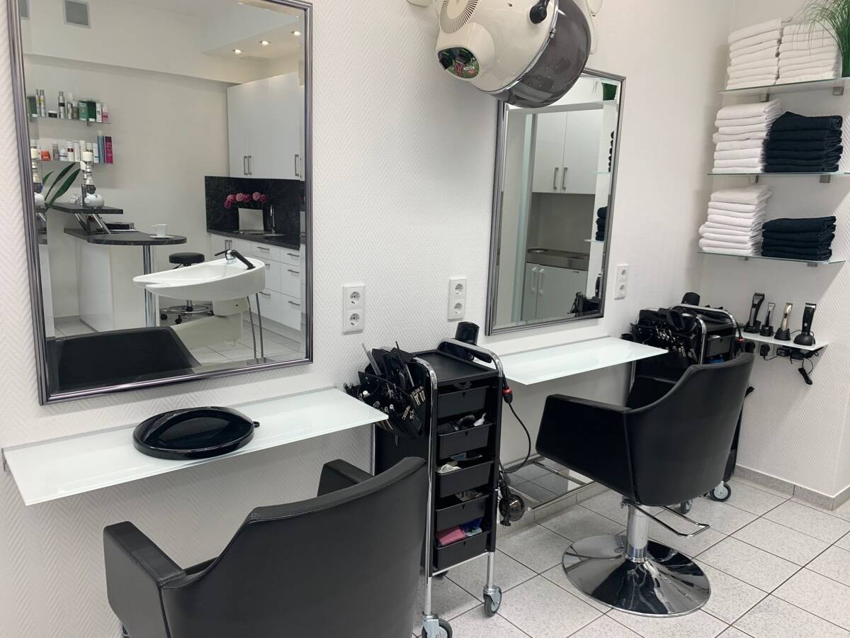 Propiedad comercial en Rhein-Sieg, Germany 55 m² No. 209207