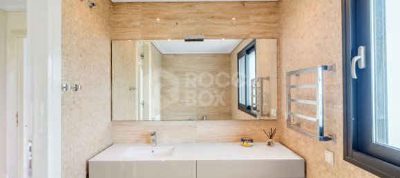 6 bedrooms Villa in Marbella, Spain No. 98931 26