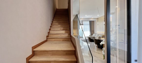 4 bedrooms Bungalow in Pattaya, Thailand No. 20140 4