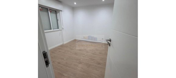 3 chambres Appartement à Odivelas, Portugal No. 13319 2