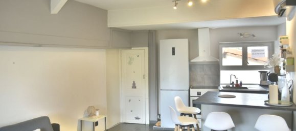 Квартира с 2 спальнями в Рийё-ла-Пап, Франция № 198746 11