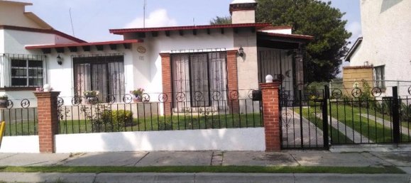 Casa de 3 dormitorios en Querétaro, Mexico No. 159031 2