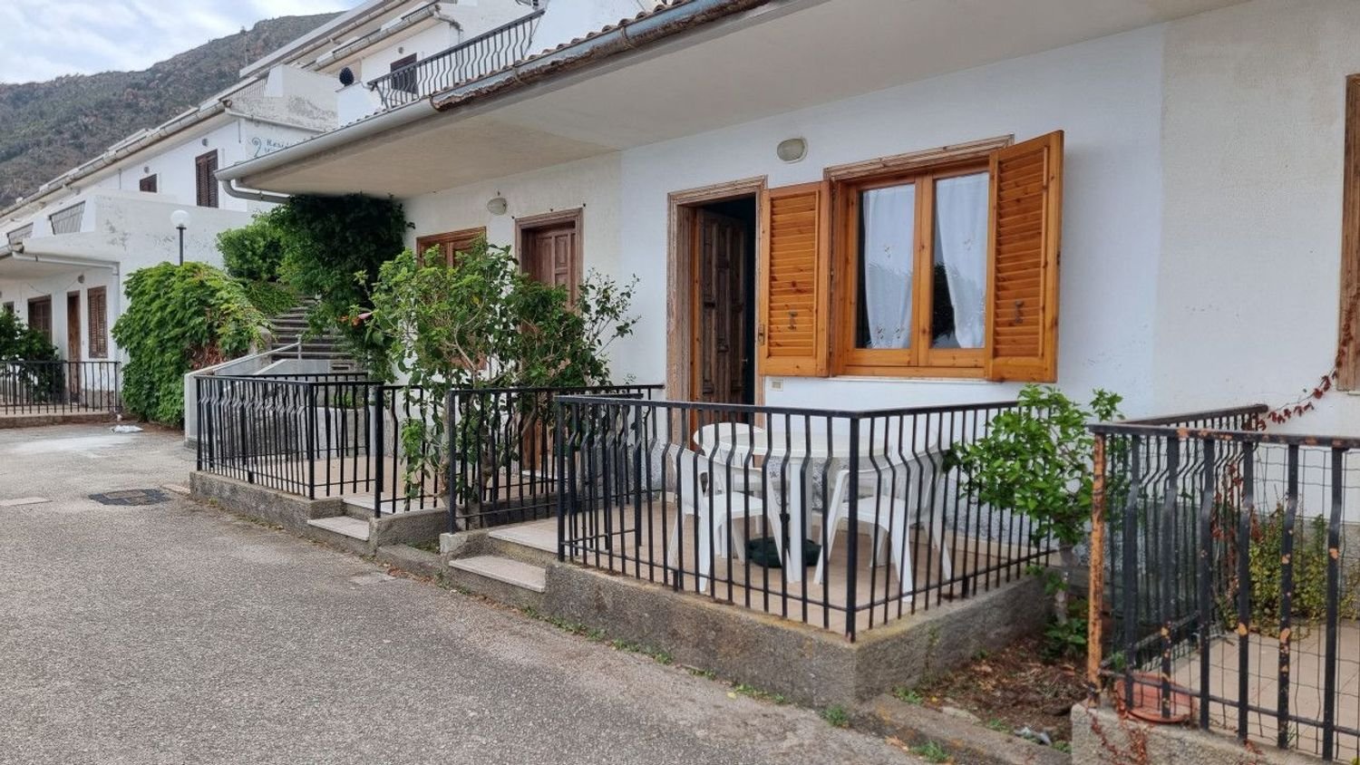 2 Schlafzimmer Haus in Gioiosa Marea, Italy, Nr. 323592