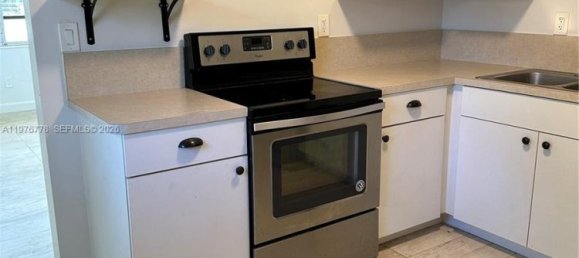 2 chambres villa à louer à Miami, Miami-Dade, Florida, USA № 615124 14