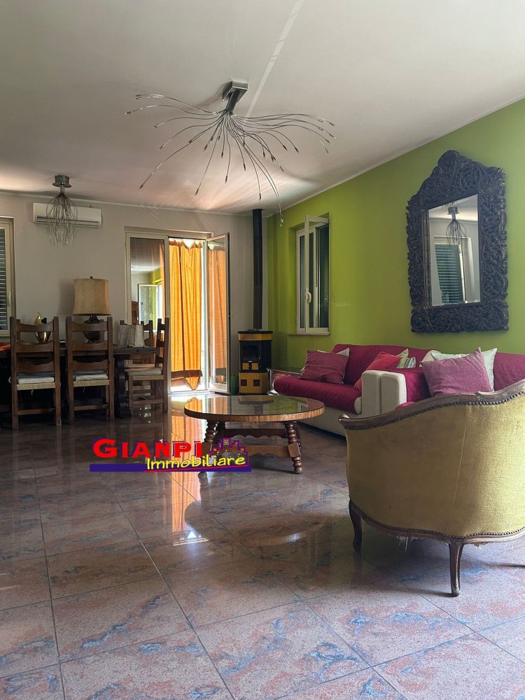 4 bedrooms Duplex in Piazza Armerina, Italy No. 357015