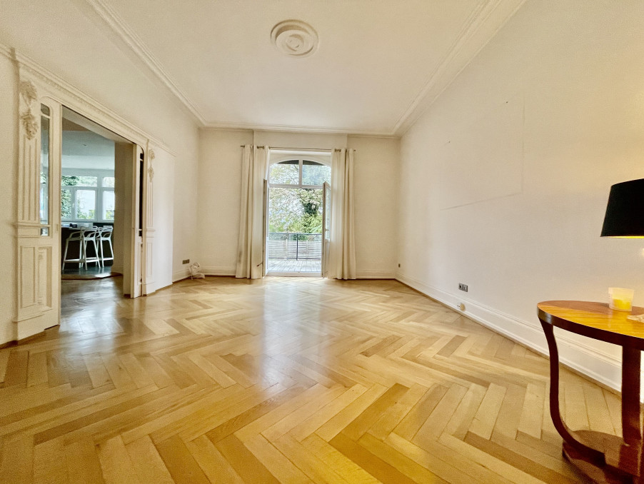 4 bedrooms Apartment in Mulhouse, France No. 214360
