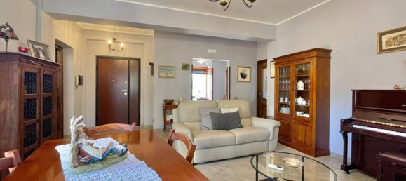 Apartamento de 2 dormitorios en Arce, Italy No. 56051 2