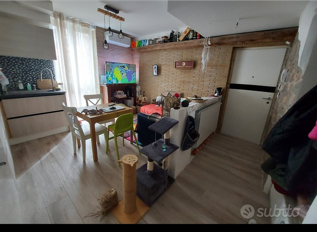 3 rooms Apartment in Trieste, Italy No. 269964