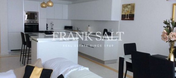 Квартира с 3 спальнями в Сан-Пауль-иль-Бахар, Мальта № 2364 2