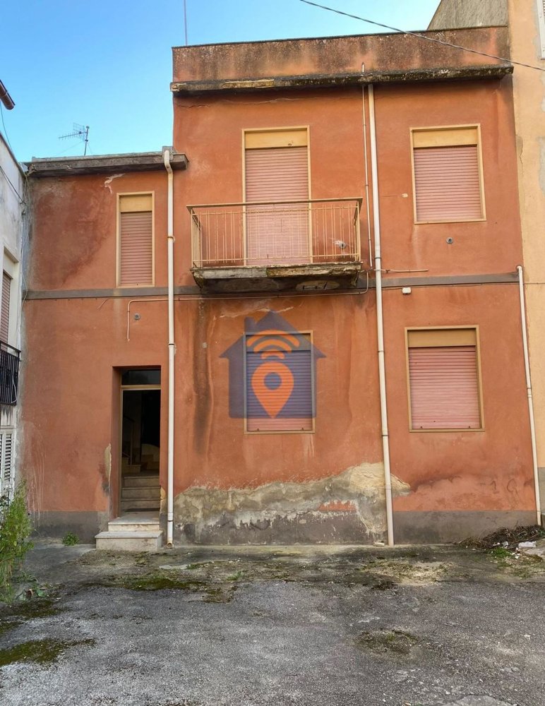 5-salle Appartement à Castelvetrano, Italy No. 46020