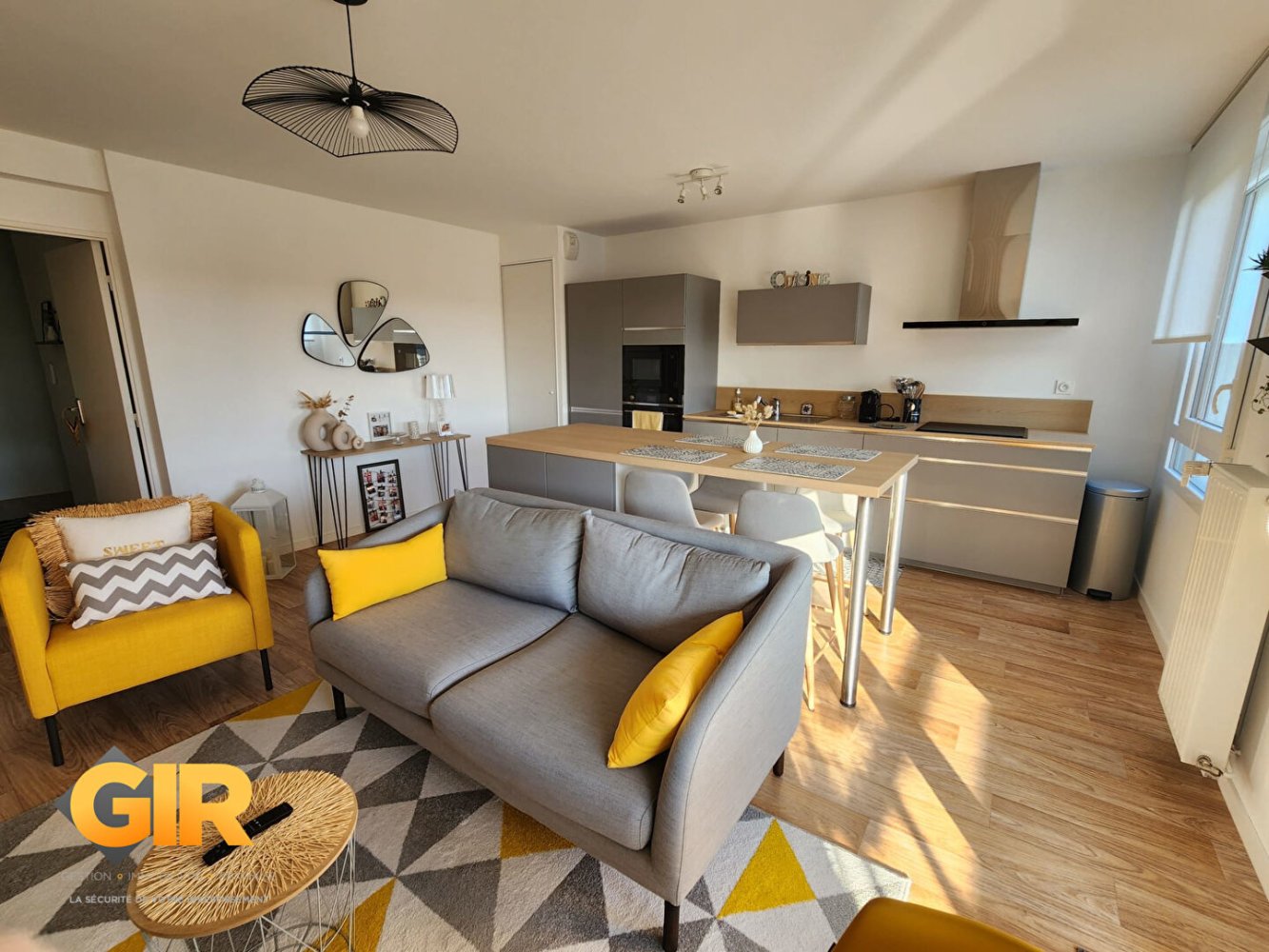 2 Schlafzimmer Wohnung in Bruz, France, Nr. 185255