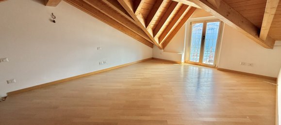 Дом с 4 спальнями в Колонно, Италия № 93745 25