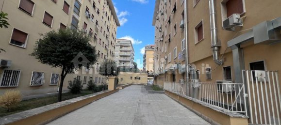 1 bedroom Apartment in Rome, Italy No. 330938 11