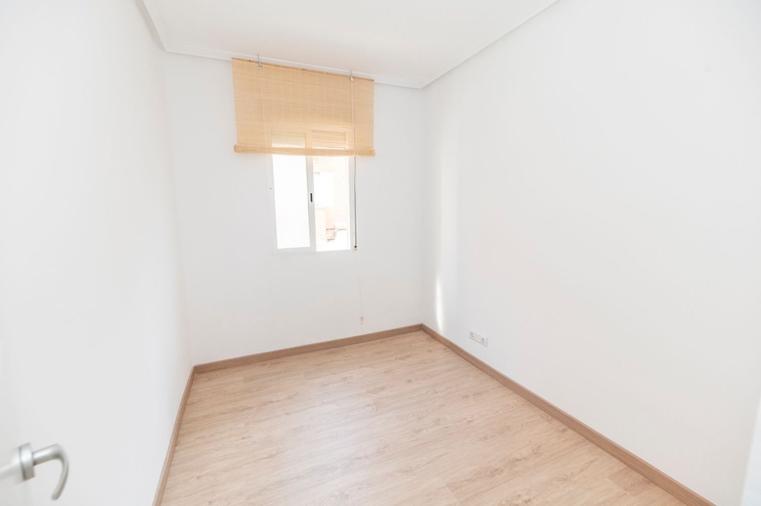 Apartamento de 2 dormitorios en Madrid, Spain No. 199359