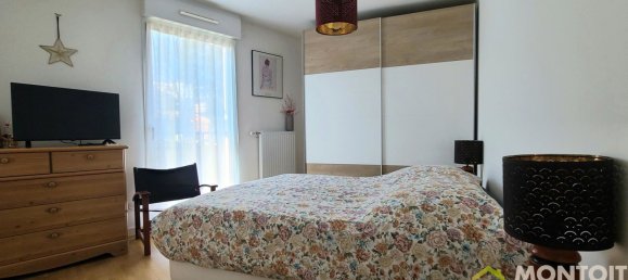 2 bedrooms Apartment in Thiais, France No. 149774 4