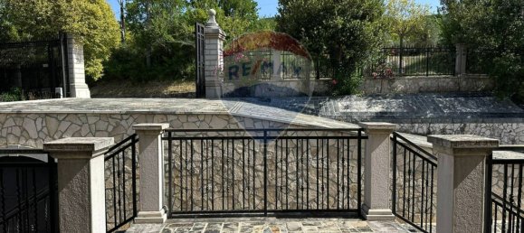 3 Schlafzimmer Villa in Colli a Volturno, Italy, Nr. 308701 2