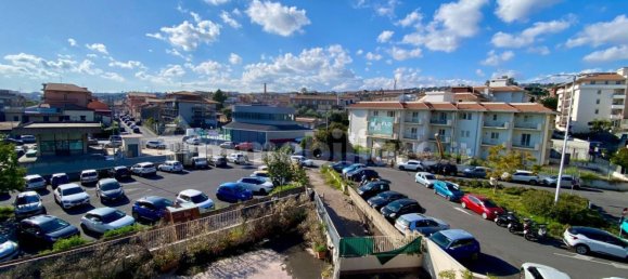 2 bedrooms Apartment in Catania, Italy No. 115279 3