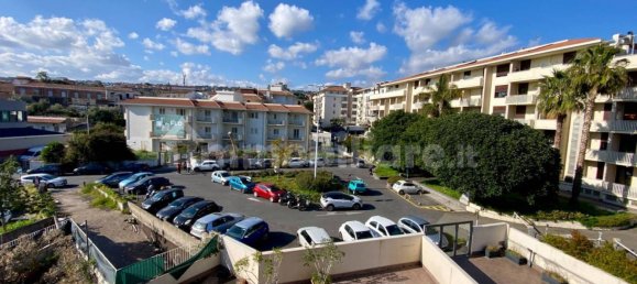 2 bedrooms Apartment in Catania, Italy No. 115279 4