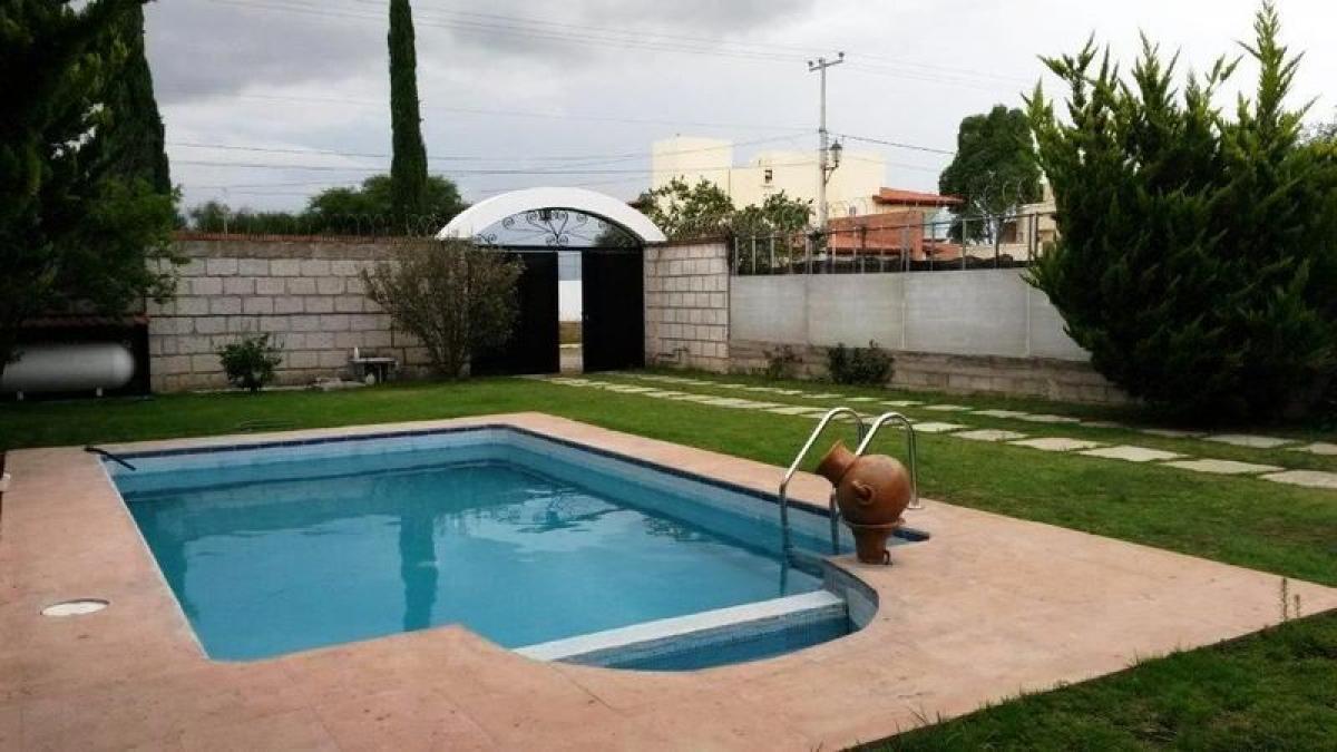 4 bedrooms House in Queretaro, Mexico No. 152434