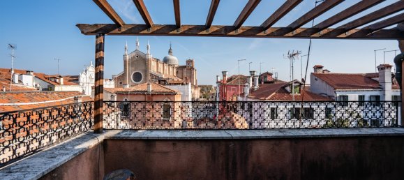 3 bedrooms Penthouse in Venice, Italy No. 159453 2