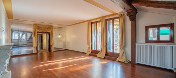 3 bedrooms Penthouse in Venice, Italy No. 159453 6