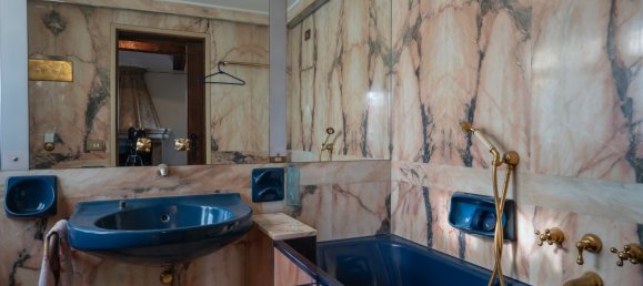 3 bedrooms Penthouse in Venice, Italy No. 159453 17