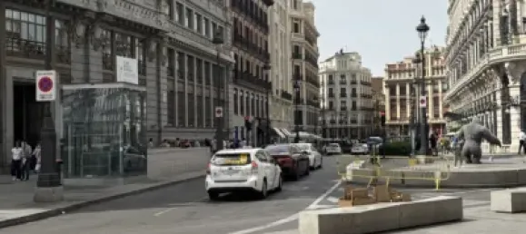 2 bedrooms Penthouse in Madrid, Spain No. 185559 5