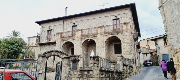 Studio in Caraffa del Bianco, Italy No. 254854 3