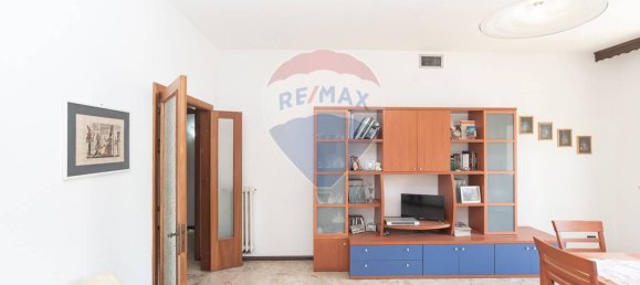 Квартира с 4 комнатами в Пескара, Италия № 303494 7