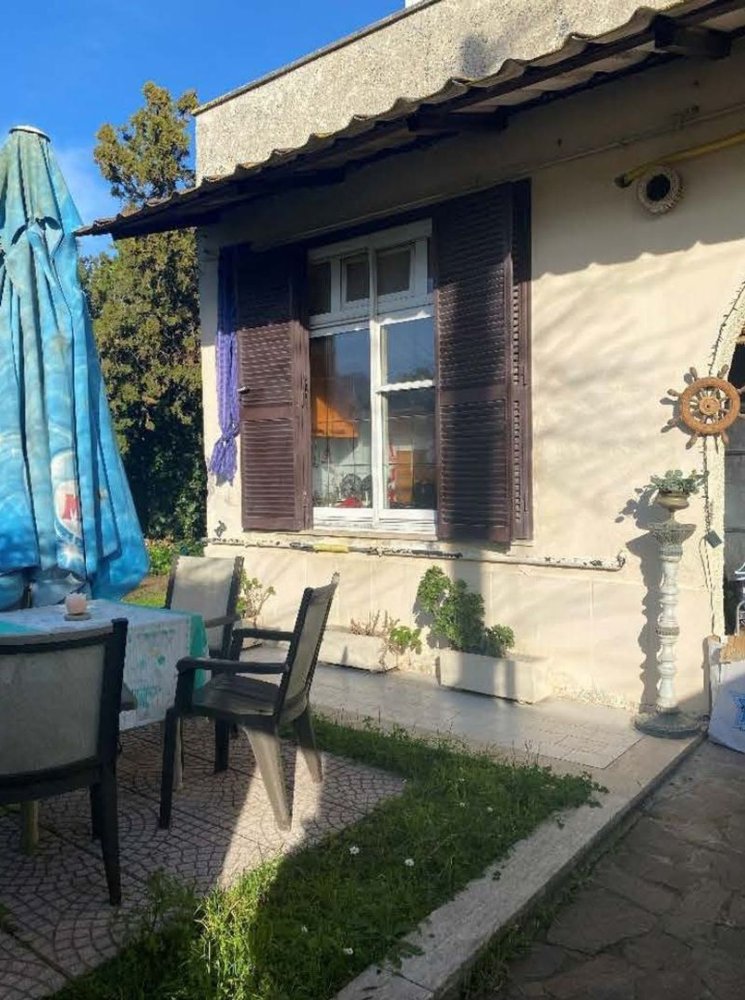 2 rooms Apartment in Rome, Italy No. 189851