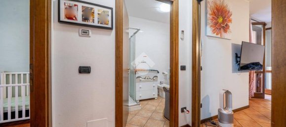 2 bedrooms Apartment in Soliera, Italy No. 292842 6