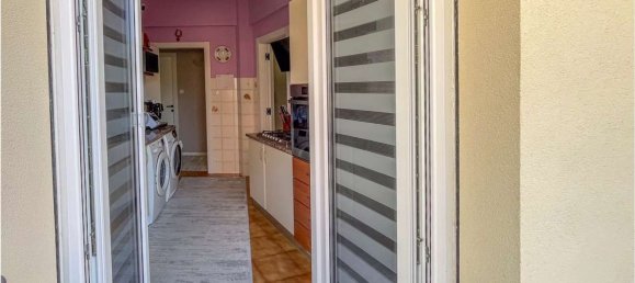 6-salle Appartement à Falconara Marittima, Italy No. 228505 13