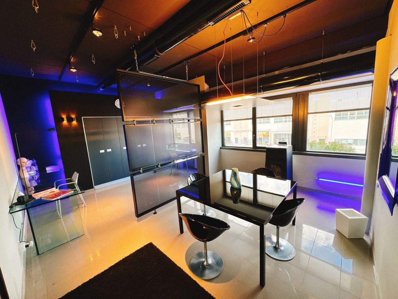 75m² Office in Senigallia, Italy No. 254462