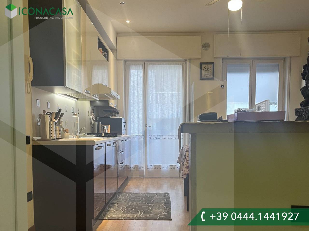 4غرفة شقة في Vicenza, Italy رقم 19261