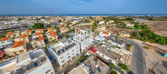 3 bedrooms House in Paralimni, Cyprus No. 24046 3