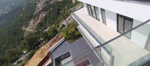 Villa 5+2 in Bektas, Turkey No. 15347 3