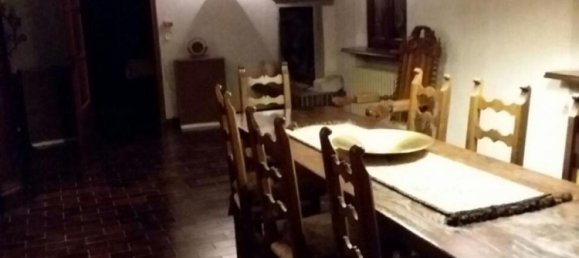 5 bedrooms Villa in Venice, Italy No. 592 6