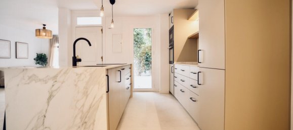 Apartamento de 2 dormitorios en Marbella, Spain No. 49501 9